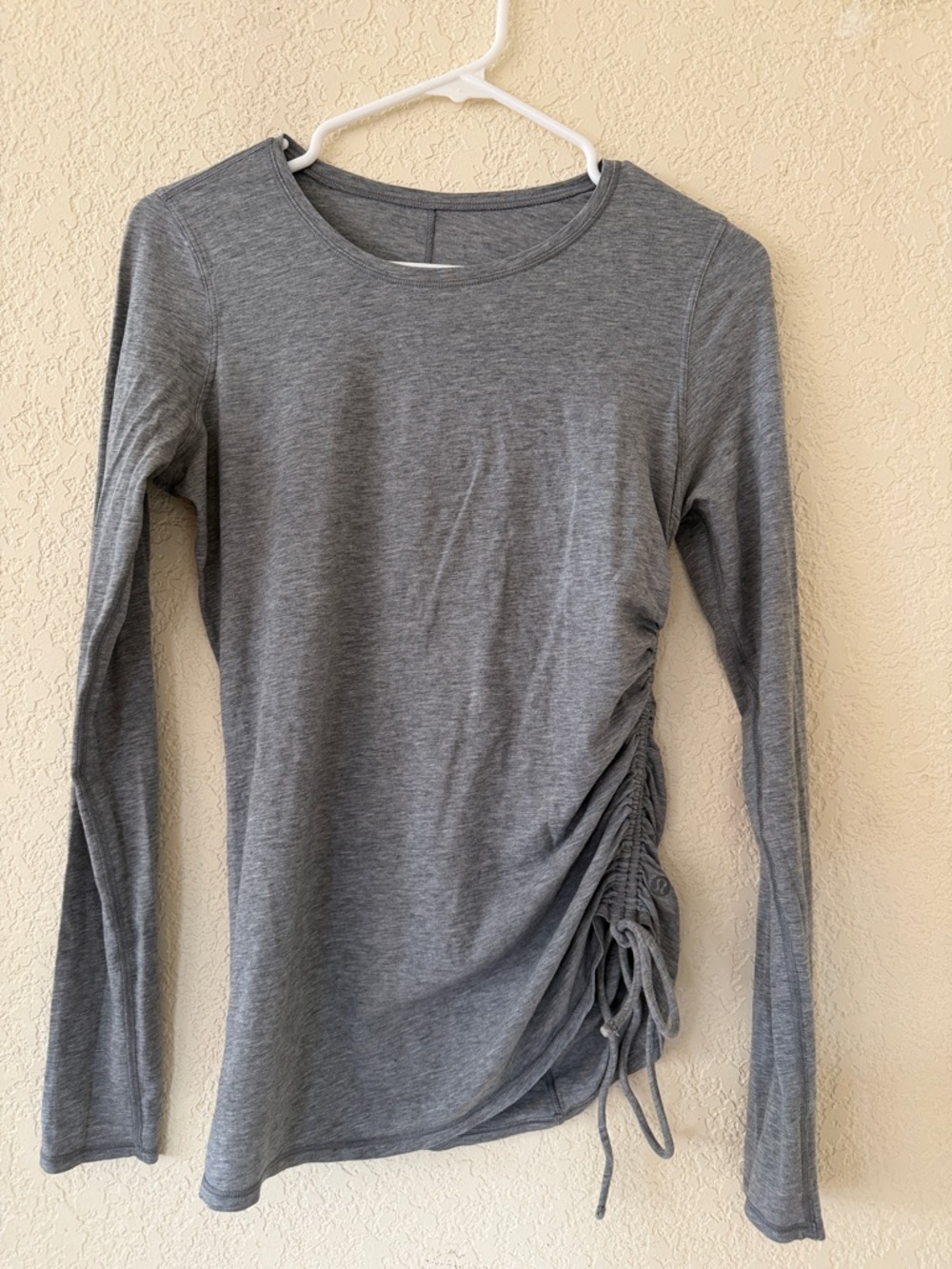 Lululemon Tie Ruche Side Long Sleeve Top